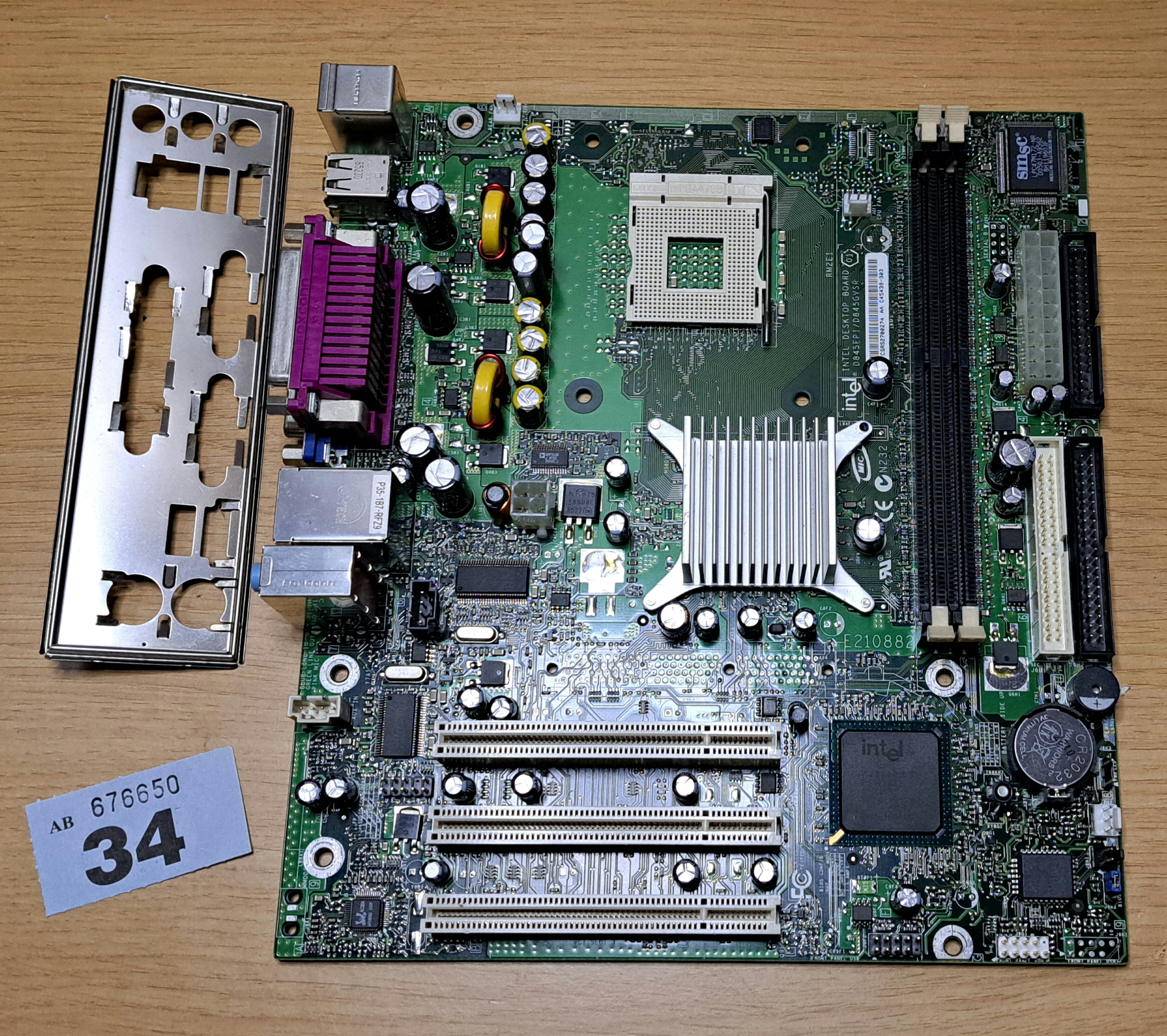 INTEL D845GVSR - Desktop PC Motherboard - LGA 478 - DDR - MicroATX