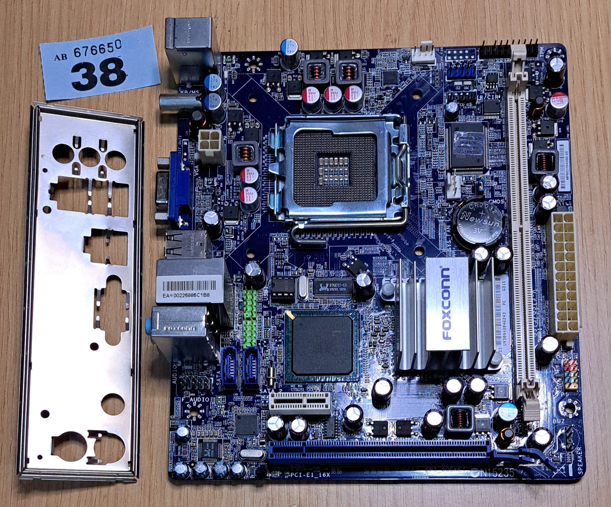 Foxconn G31S-K - Desktop PC Motherboard - LGA 775 - DDR2 - MicroATX